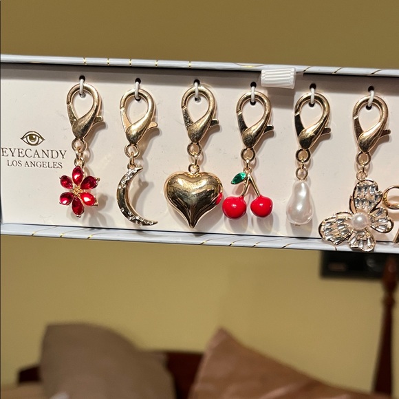 NIB Eyecandy Gold and Red Blingy Shoe Charms Set 8pcs - Picture 5 of 6